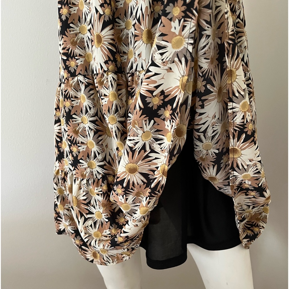 HERE / NOW floral tiered dress - Picture 5 of 7
